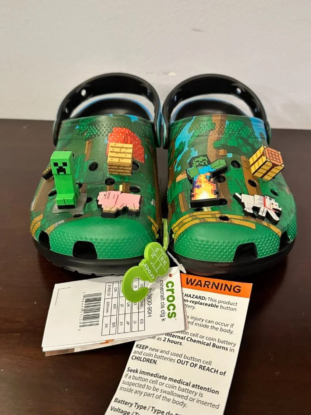 New Crocs Kids Minecraft Classic Clog Multi Size J3 Casual Sandals 210830-90H